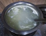 A picture of step 2 of White Sauce Pasta.