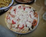 صورة لخطوة 1 من وصفة احلي بيتزا 🍕 ده ولا ايه يارب تعجبكم