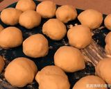 A picture of step 6 of Mini Dinner Rolls.