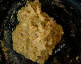 A picture of step 5 of Shahi dry fruits mawa kachori.