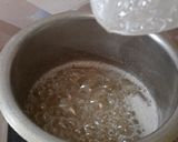 ओल्या नारळाची वडी (Olya Naralachya Vadi Recipe In Marathi) रेसिपी स्टेप 4 फोटो 