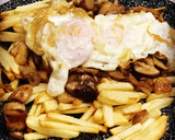 Foto del paso 4 de la receta: Huevos rotos con boletus al ajillo y polvo de trufa 🍂🍂🍂🍄🍄🍄🍄