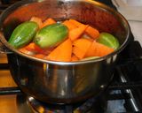 A picture of step 3 of Pointed Gourd, carrots, pearl onions, red lentils stew –chapathi special side dish.