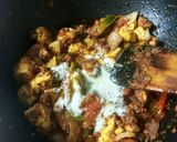 A picture of step 4 of Kadai paneer.