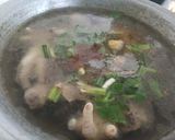 Foto langkah ke 5 dari resep Sop Cakar Ayam.