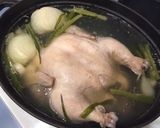 A picture of step 7 of Boiled whole chicken 茹で鶏.