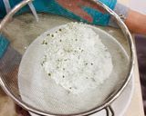 Hình bước làm 3 của món Nấu ăn cùng con: Bánh bông lan trà xanh không cần định lượng chính xác