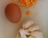 Foto langkah ke 3 dari resep Jamur wortel telur saus tiram.