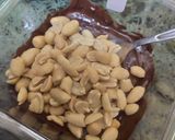 A picture of step 2 of Choco peanut chikki.