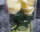 Foto del paso 2 de la receta: Batido detox de manzana, pepino y apio