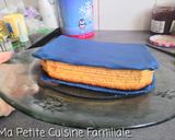 Une image de l'étape 4 de Gâteau d'anniversaire sur le thème des livres.