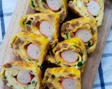 Foto langkah ke 5 dari resep Telur Dadar Gulung Crabstick ~ Bekal Anak TK 🍱.