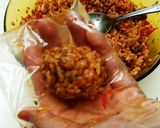 Foto langkah ke 6 dari resep 33. Bola Nasi Sarden🍚.