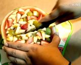 Foto del paso 6 de la receta: Gelatina con frutas encapsuladas en una sandía