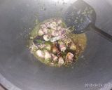 Foto langkah ke 4 dari resep Balado Cumi Cabe Hijau.