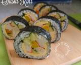 Foto langkah ke 8 dari resep Sushi Roll(step by step)🍣🍙🍘.
