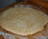 Savanyúkáposztás, kolbászos pogácsa (maradékmentő) recept fázis 5 fotója