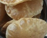 A picture of step 1 of Puri bhaji.