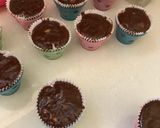 Foto langkah ke 4 dari resep Muffins coklat pisang kukus.
