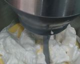 Foto langkah ke 4 dari resep Chiffon Cheese Cake.
