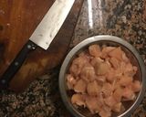 Foto del paso 1 de la receta: Pollo al verdeo, con crema, mostaza y vino blanco