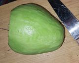 Foto del paso 1 de la receta: Guisado de chayote con elote y calabacitas 😋
