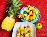 A picture of step 2 of Fruit kebab🍍🥕🍏.
