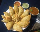 રગડા ઘૂઘરા(Ragda Ghughra recipe in Gujarati) રેસીપી સ્ટેપ16ફોટો