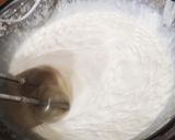 Foto del passaggio 2 della ricetta Crema al vin santo con cantuccini