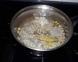 Foto del paso 2 de la receta: Arroz Tapado con Lentejitas a lo Carmelita