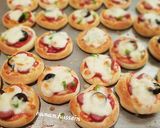 صورة لخطوة 1 من وصفة بيتزا بعجينه لكل المعجنات 🍕