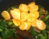Foto langkah ke 6 dari resep Tumis Tofu Pokcoy.