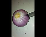 अनियन लोटस विद चीज़ी डीप(Onion Lotus with cheesy dip recipe in Hindi) रेसिपी चरण 2 फोटो