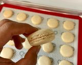 Foto langkah ke 8 dari resep Apple cinnamon macarons.