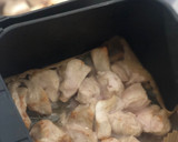 Foto del paso 1 de la receta: Pizza de Halloween 👻 con base de pollo (sin harinas)