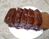 A picture of step 5 of Chocolate cake loaf with chocolate gnache frosting.