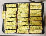 Hình bước làm 8 của món Snack sandwich bơ tỏi