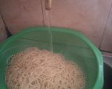 A picture of step 3 of Spaghetti #4weekschallenge #5orlessIngredientschallenge.