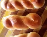 A picture of step 12 of Sweet bread swirls.