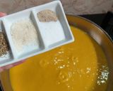 Foto langkah ke 4 dari resep Pumpkin Soup With Croutons (Sup Labu Kuning).