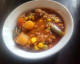 A picture of step 4 of Veggies Soup with Beef.