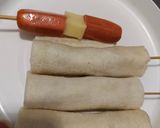 Foto langkah ke 1 dari resep Roti sosis goreng.
