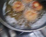 A picture of step 7 of Potato doughnut.