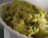 A picture of step 4 of Aloo paratha.