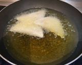Foto del paso 7 de la receta: Empanadas fritas de loco