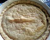 A picture of step 6 of crumble topped pear pie.