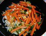 Foto del paso 3 de la receta: Wok de verduritas (vegano)❄️