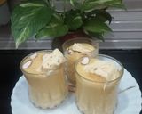 A picture of step 4 of Easy Fruit Smoothie.