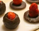 A picture of step 1 of Strawberry Daifuku with Shiratamako Flour in a Microwave.