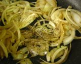 A picture of step 5 of Beef Steak With Black Garlic Sauce.